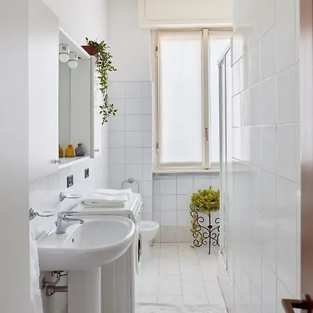Arengario Apartment *