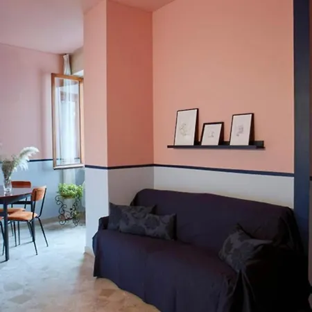 Arengario Apartment